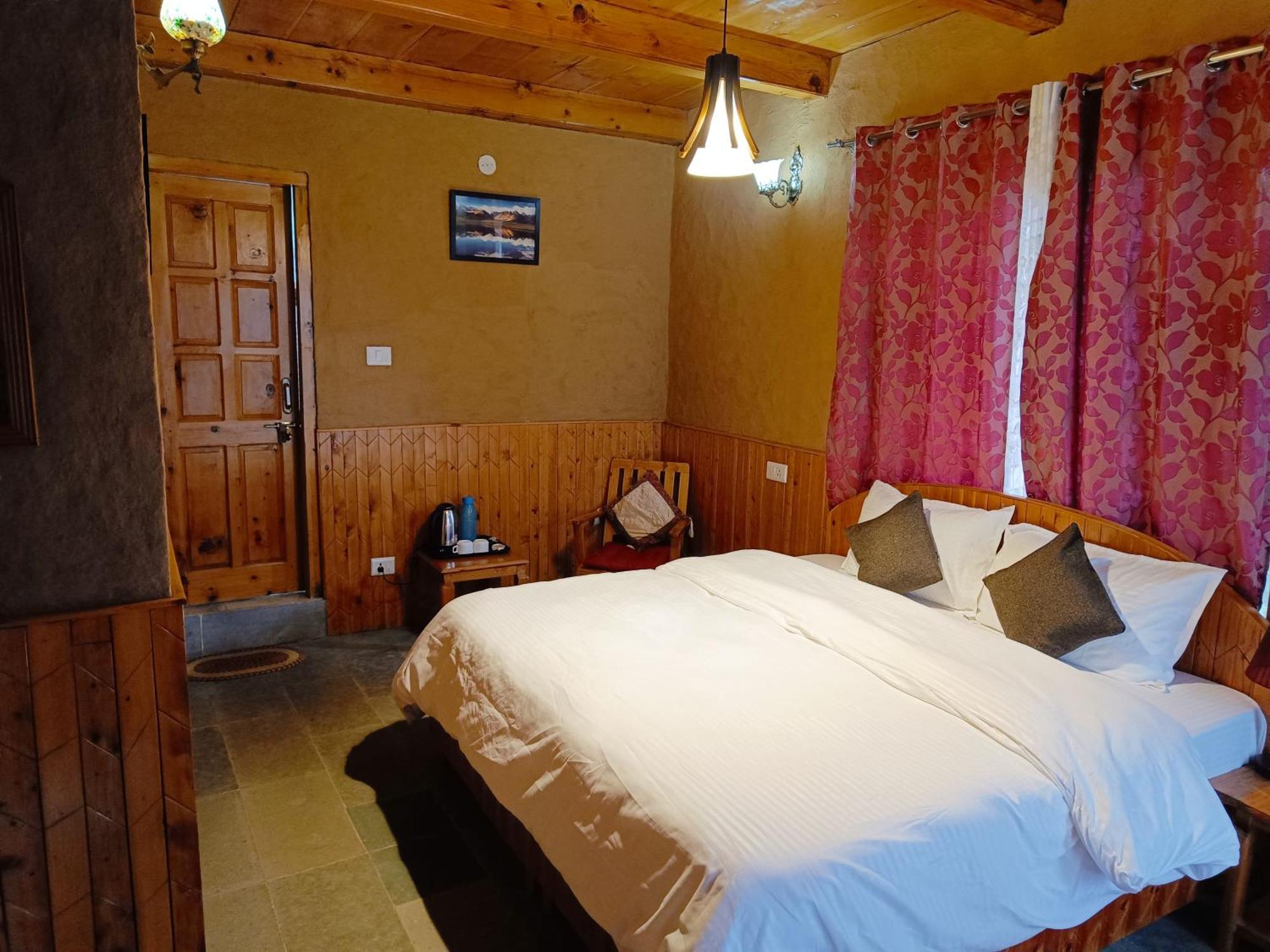 Ishan Log Huts-A Boutique Home Stay Banjār Exterior foto